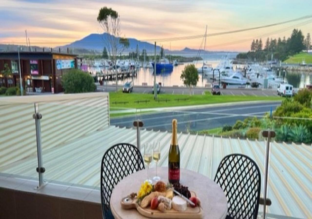 Vista Marina - 2 Bedroom - Amazing Views & Location Apartment