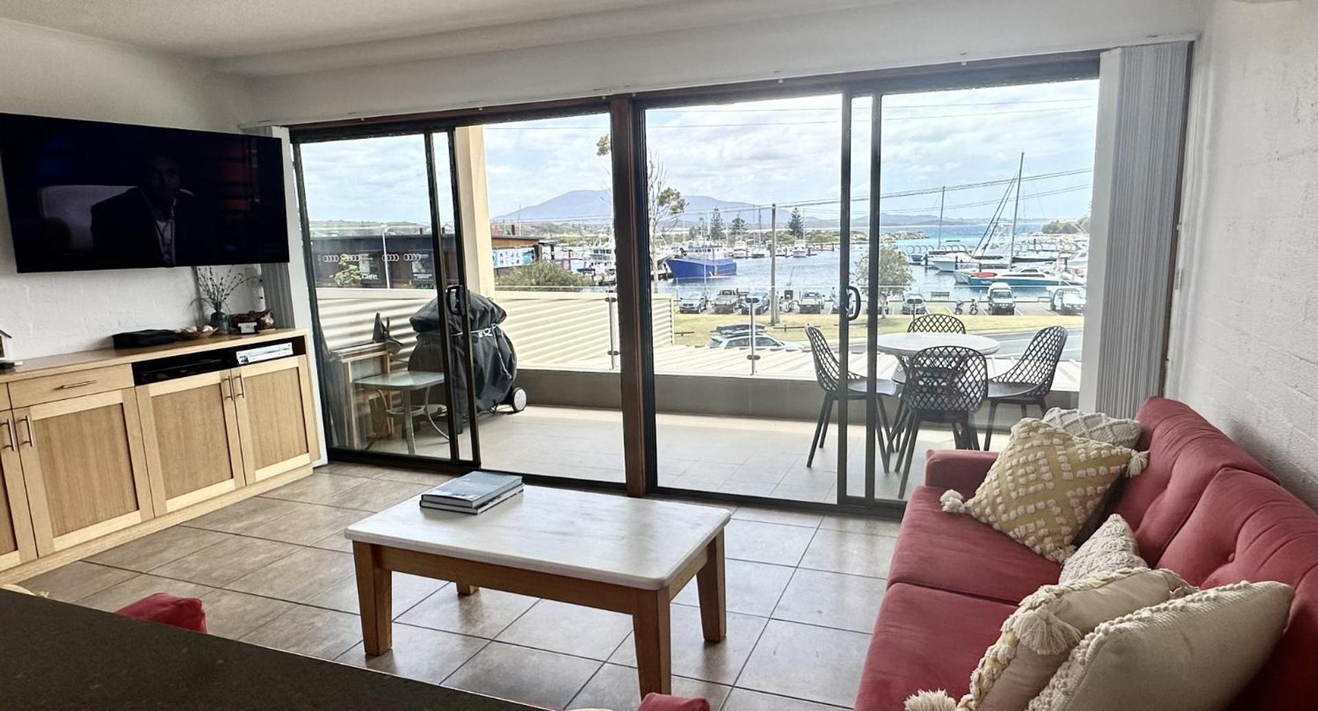 Apartment Vista Marina - 2 Bedroom - Amazing Views & Location
